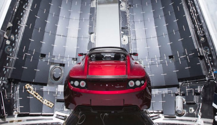 http://www.automobile-propre.com/wp-content/uploads/2017/12/roadster-spacex-01-730x419.jpg