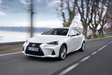 Lexus IS 300h