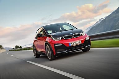 BMW i3s
