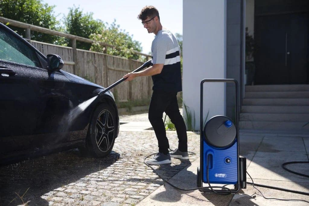 Nilfisk Core 140.8 Car Wash - Nettoyeur haute pression voiture avec accessoires