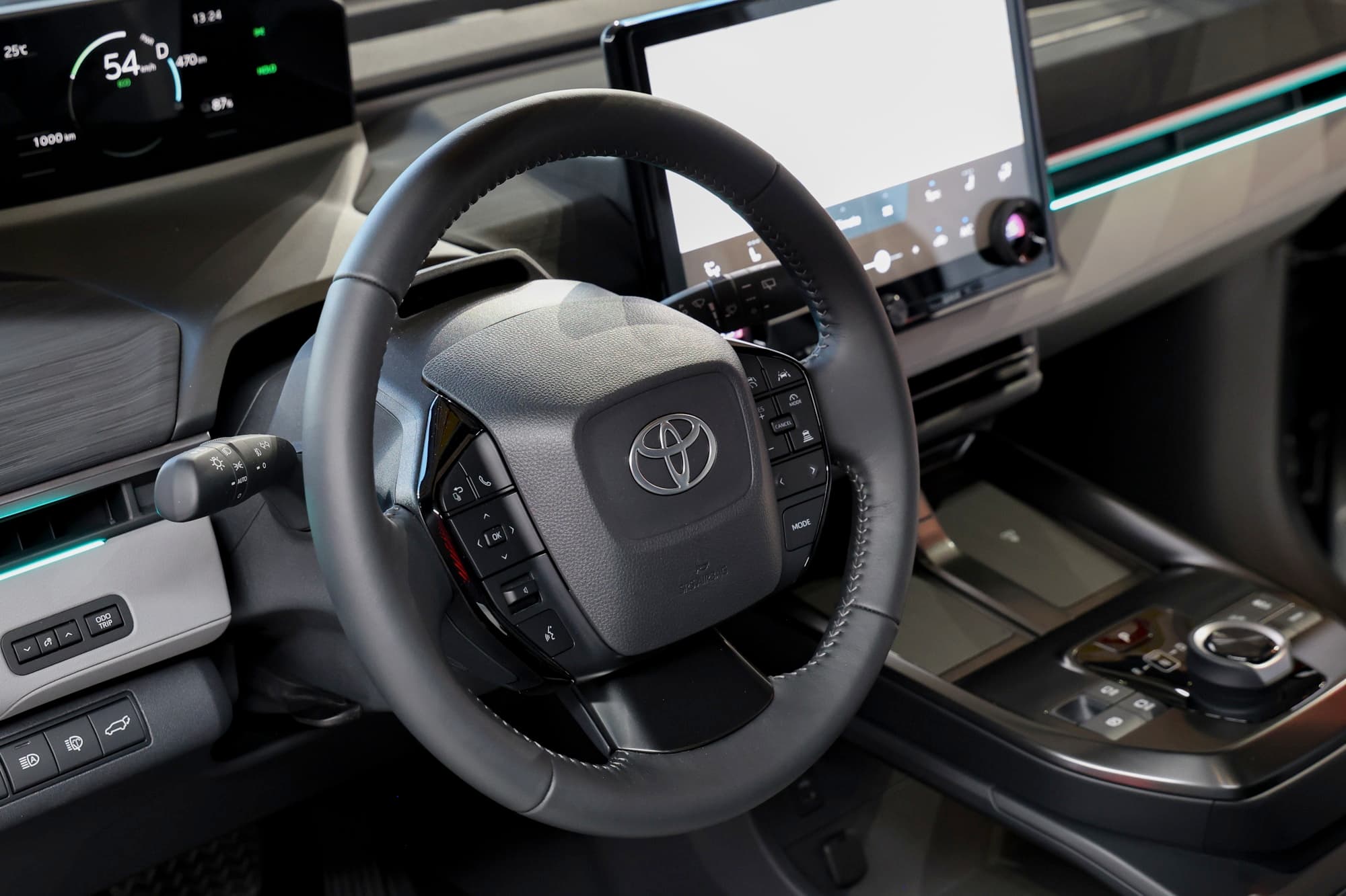 Poste de conduite du Toyota C-HR+
