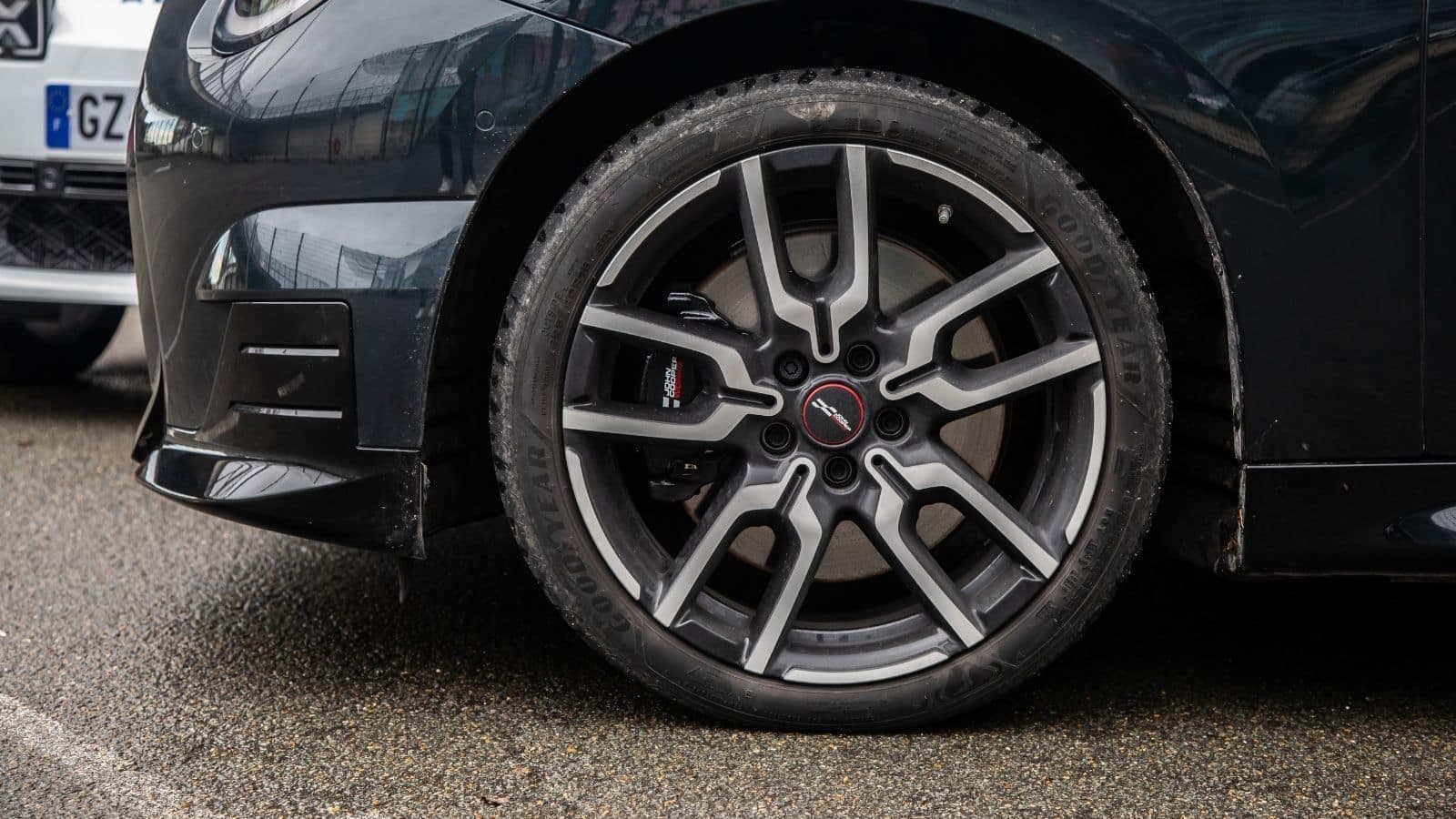 Jantes de la Mini Cooper JCW électrique