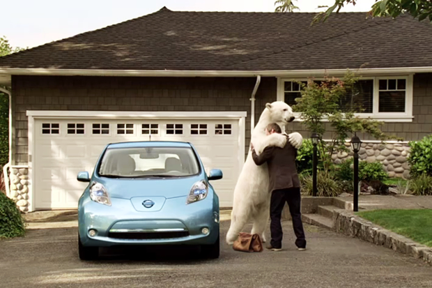 Pub Nissan LEAF : devenez l’ami des ours polaires