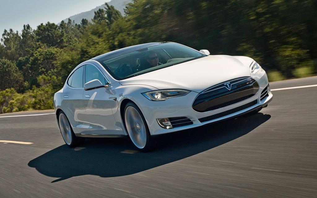La Tesla Model S en blanc