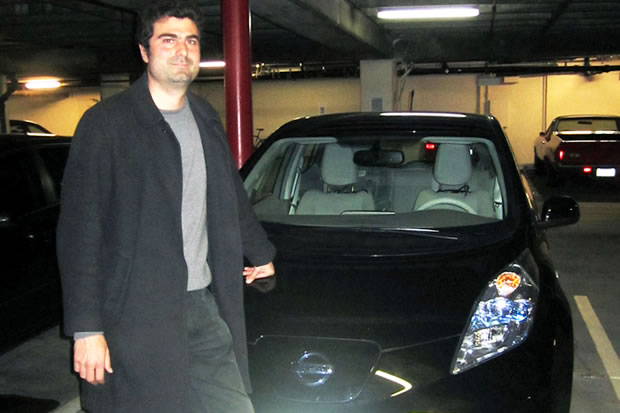 Olivier et sa Nissan LEAF