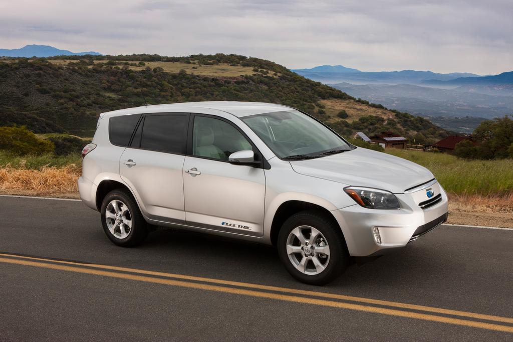 Toyota RAV4 électrique : disponible cet été aux USA