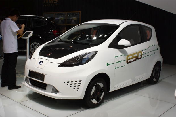 Lancement de l’électrique Roewe E50 en Chine