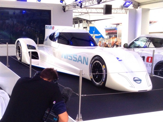 La Nissan ZEOD atteindra les 300 km/h en 100% électrique