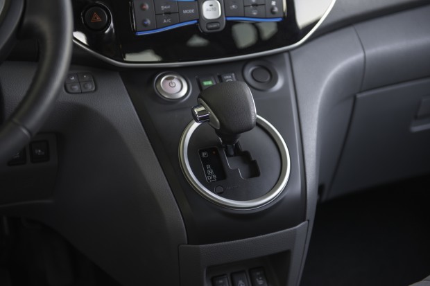 La console centrale du Nissan e-NV200