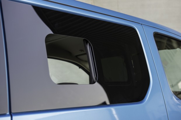 L'ouverture des fenêtres sur le Nissan e-NV200 Evalia