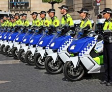 30 scooters électriques BMW pour la police de Barcelone