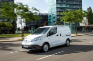 Avis Danemark commande plus de 400 véhicules électriques à Nissan