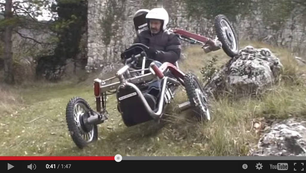 Vidéo : Swincar, l’incroyable voiture électrique araignée !