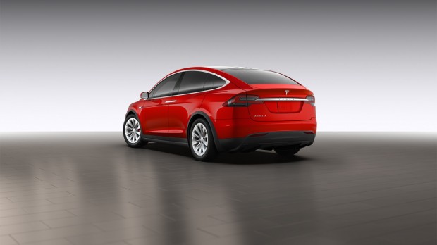 La Tesla Model X en rouge