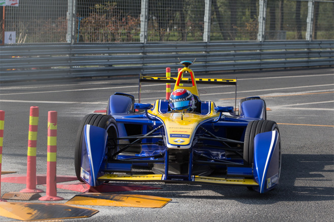 Formule 1 électrique – Buemi et Renault s’imposent à Pékin