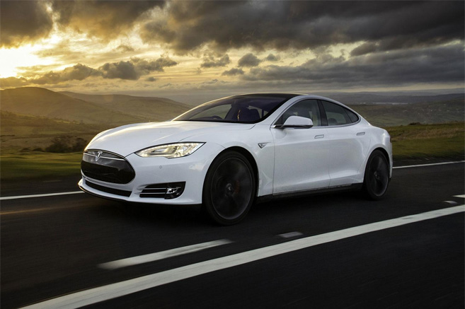 Voiture autonome : Tesla annonce l’arrivée du mode Autopilot