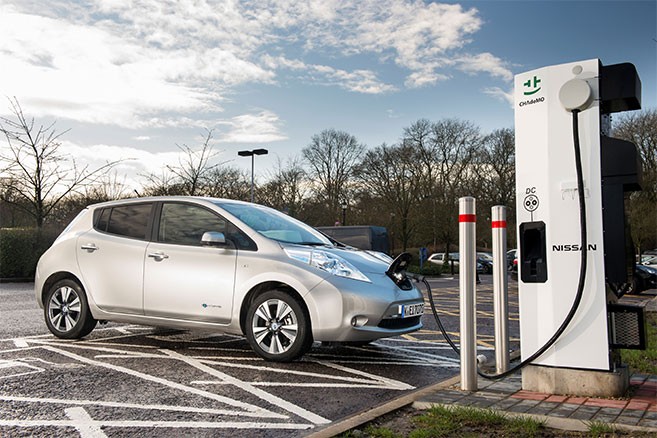 Près de 540 000 véhicules électriques et hybrides rechargeables ont été vendus dans le monde en 2015