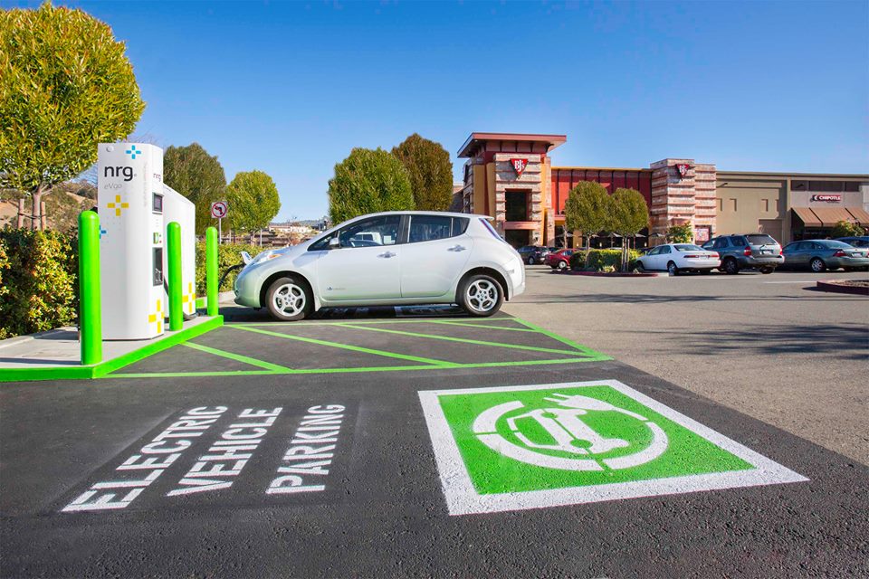 L’énergie qui alimente les véhicules électriques est de plus en plus propre