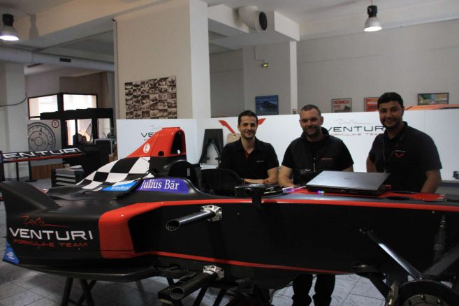 L'équipe Venturi qui travaille sur la troisième saison de Formule E
