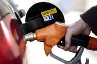 Fiscalité essence – diesel : Nicolas Hulot veut accélérer les choses