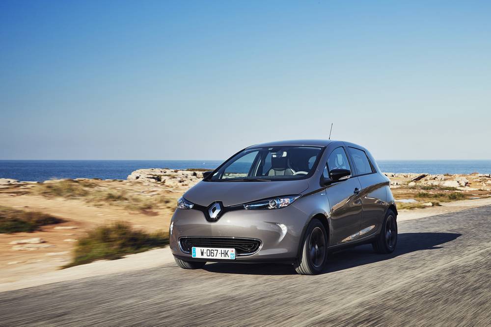 Renault ZOE d’occasion à 4 €/jour : la citadine électrique à prix cassé !