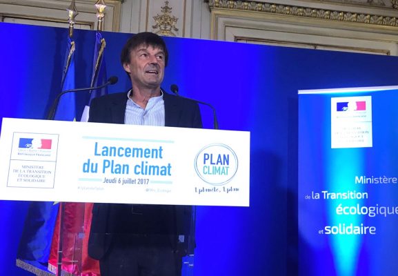 Plan climat : Nicolas Hulot annonce la fin des véhicules diesel et essence d’ici 2040