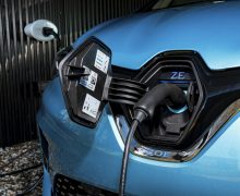 Renault envisagerait de doubler ses ventes de voitures électrifiées