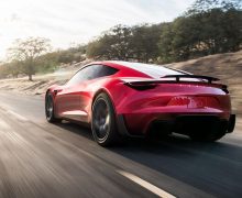 Musk annonce que le design du Tesla Roadster va changer