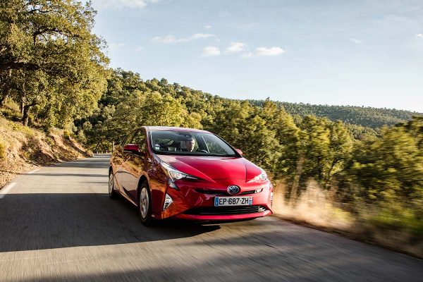 Toyota rappelle plus d’un million d’hybrides