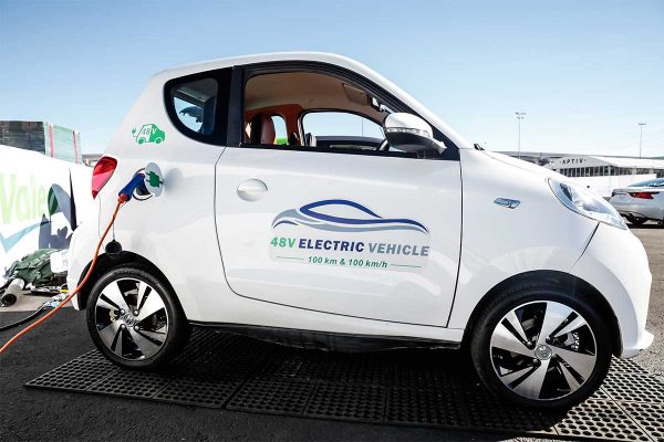 Valeo présente sa voiture électrique low-cost au CES