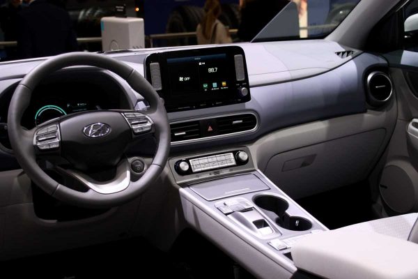 Vidéo : nos impressions à bord du Hyundai Kona électrique à Genève