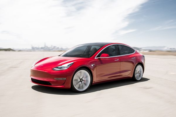 Des Tesla Model 3 prêtes à partir en Europe ?