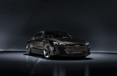 Audi e-tron GT : un coupé électrique face à Tesla
