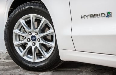 La Ford Mondeo hybride arrive en version break