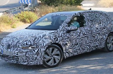 Volkswagen : la nouvelle Golf 8 hybride rechargeable en images