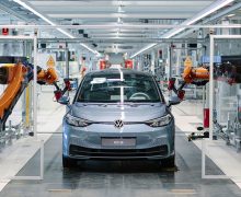 Pour rattraper son retard sur Tesla, Volkswagen veut se restructurer