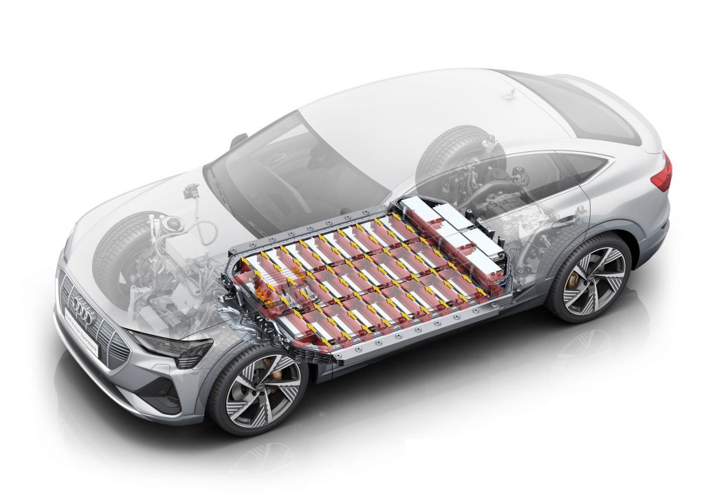 Voiture électrique : la production des batteries moins polluante en 2019 ?