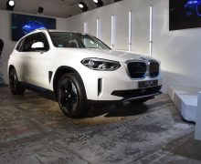 BMW iX3 : premier contact avec le SUV électrique bavarois