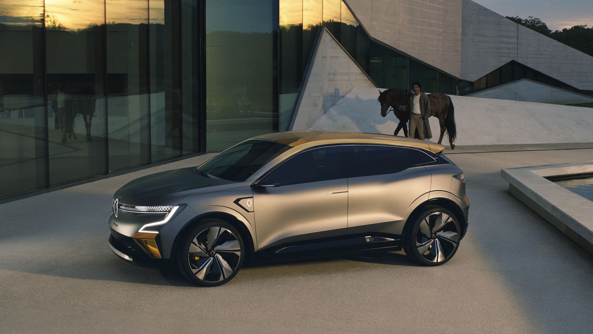 Renault Megane eVision Concept 2020