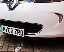 Au Royaume-Uni, des « plaques vertes » pour les véhicules zéro-émission