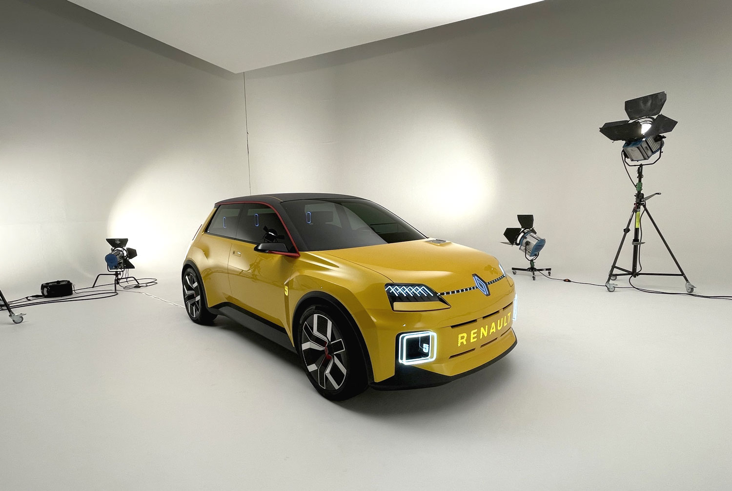 Nouvelle Renault 5 : découverte de la voiture électrique 2.0