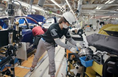 De vieilles batteries de Leaf pour les robots des usines Nissan