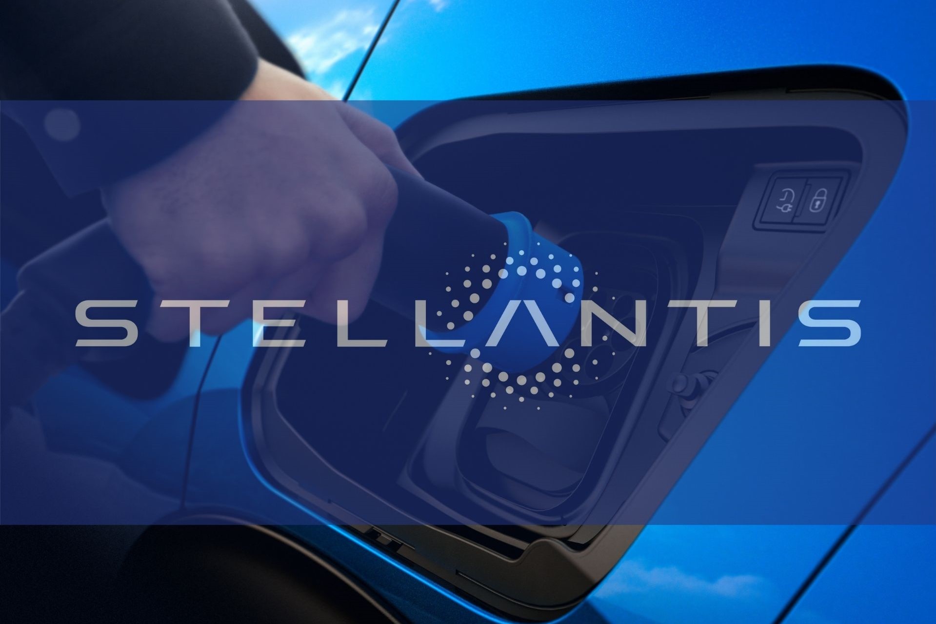 Stellantis logo voiture électrique