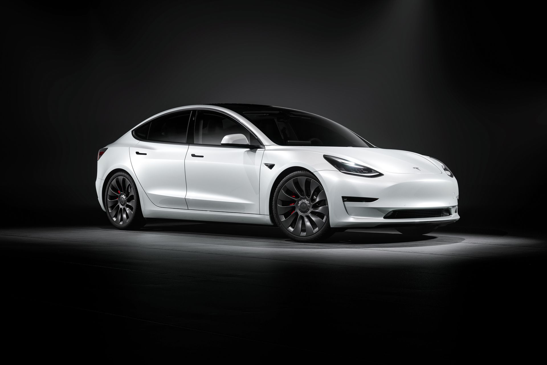 Tesla Model 3 Performance blanche