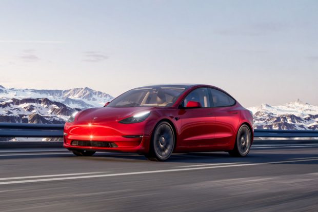 Voiture électrique : la Tesla Model 3 en tête du marché européen en novembre