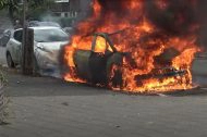 Une Volkswagen ID.3 en flamme met le feu à Internet