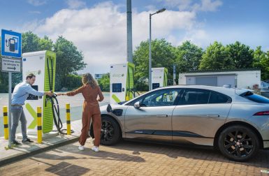 Recharge des voitures électriques : grosse hausse des prix aux bornes Allego le 1er septembre !