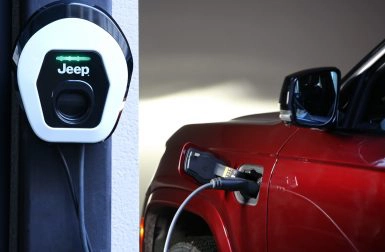 Jeep Grand Cherokee : hybride rechargeable pour l’Europe