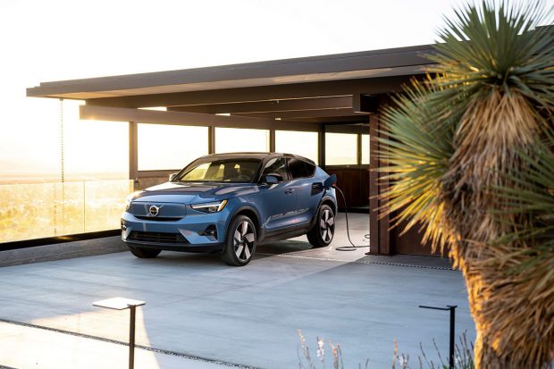 Volvo arrête peu à peu la vente de ses voitures microhybrides