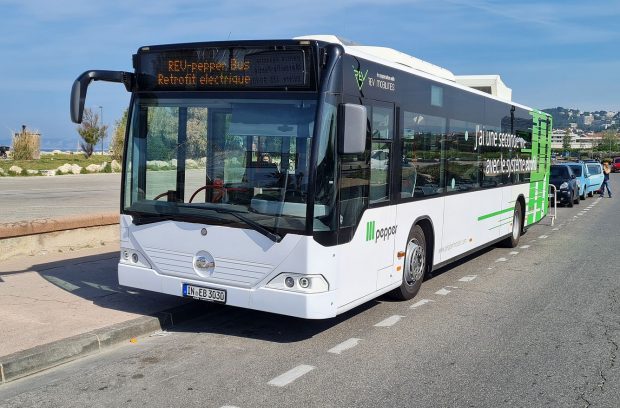 Cet autobus diesel converti à l’électrique coûte 2 fois moins cher qu’un modèle neuf !